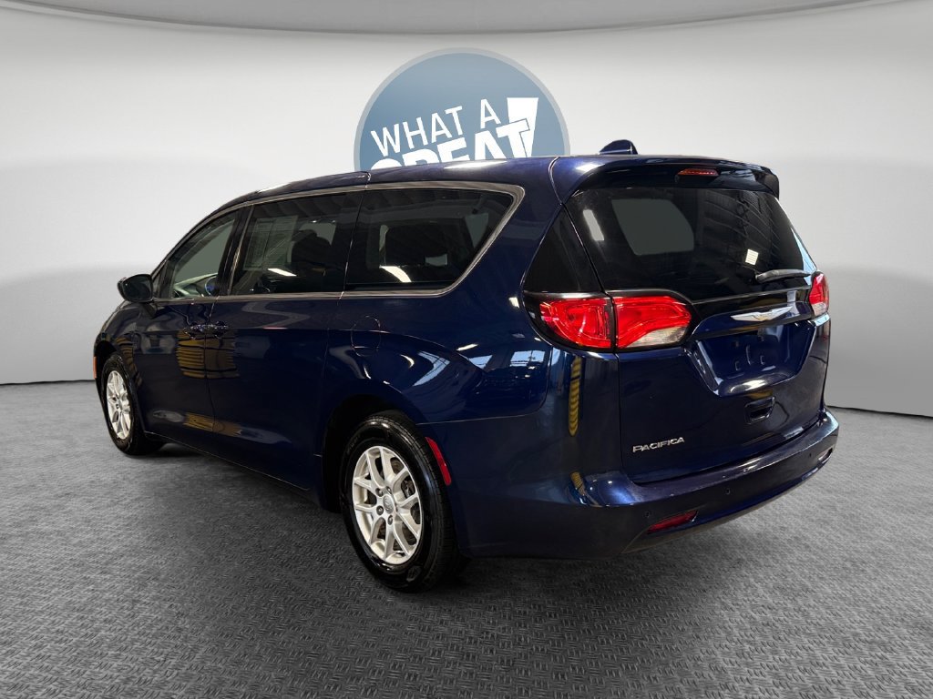 Used 2018 Chrysler Pacifica LX FWD image 6
