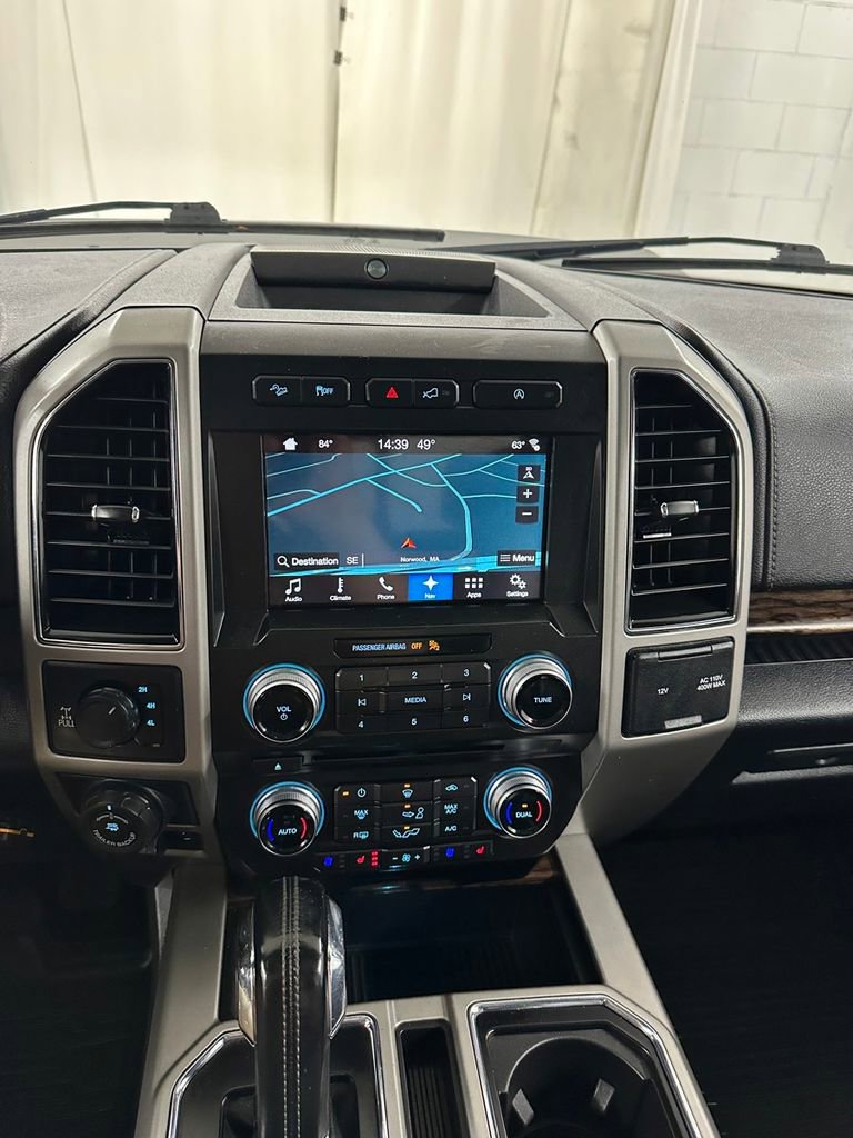 Used 2018 Ford F150 Lariat image 24