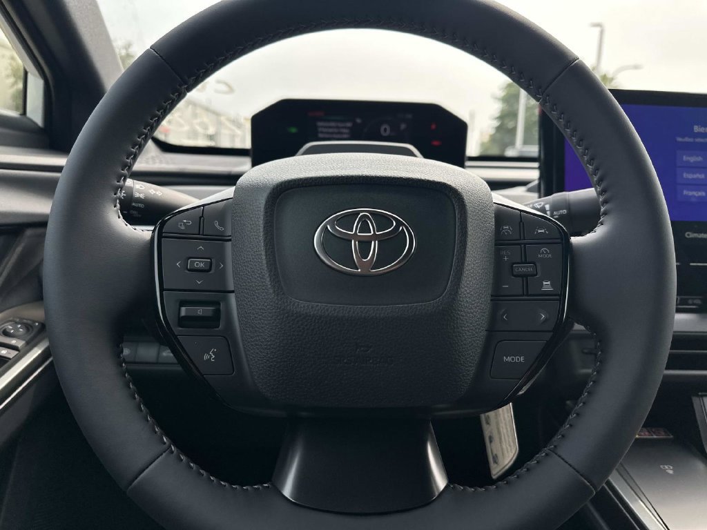 New 2026 Toyota C-HR AWD/4WD image 19