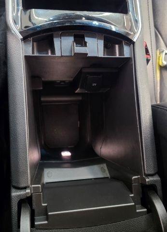 Used 2020 Ford Edge Titanium w/ Cargo Accessory Package FWD image 30