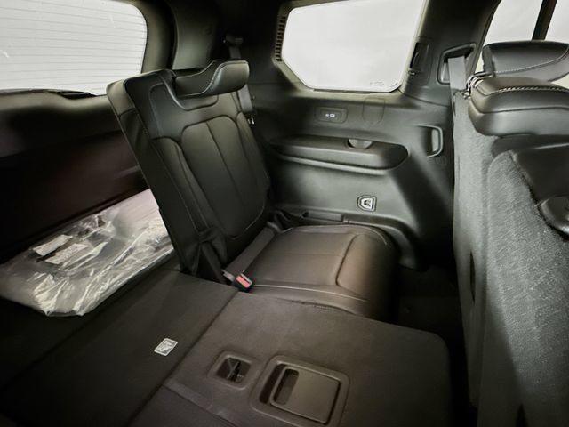 New 2026 Jeep Grand Cherokee L Limited AWD/4WD image 25