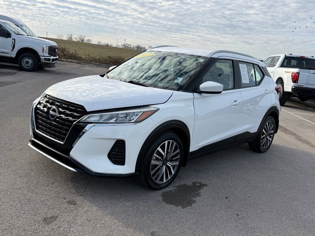Used 2023 Nissan Kicks SV image 39