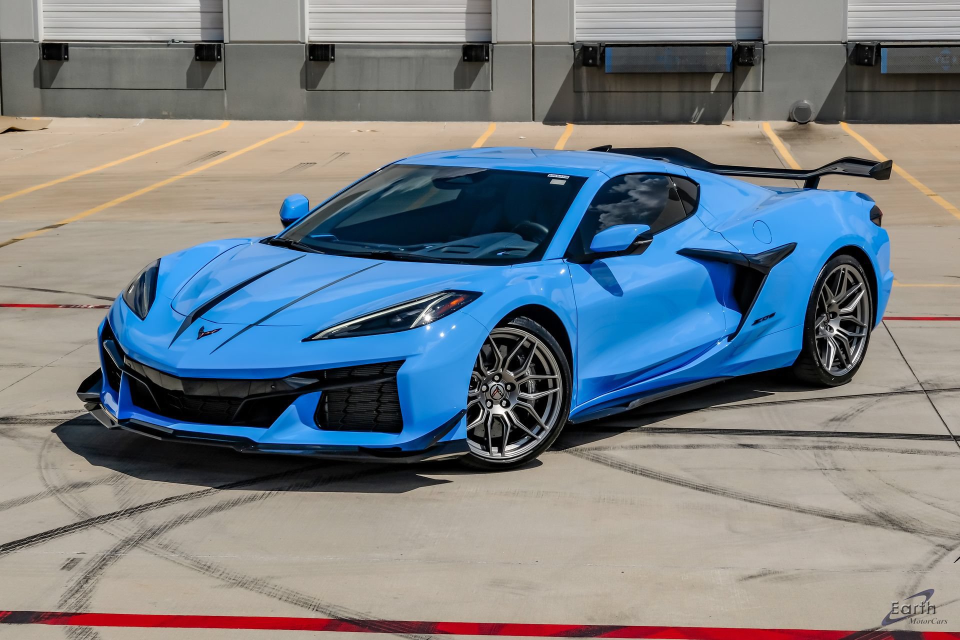 Used 2024 Chevrolet Corvette Z06 w/ Z07 Performance Package RWD image 6