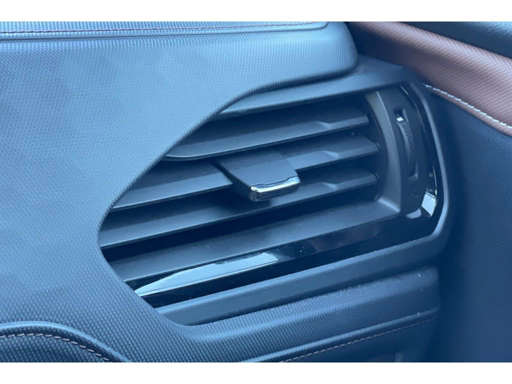 Used 2025 Subaru Forester Touring image 29