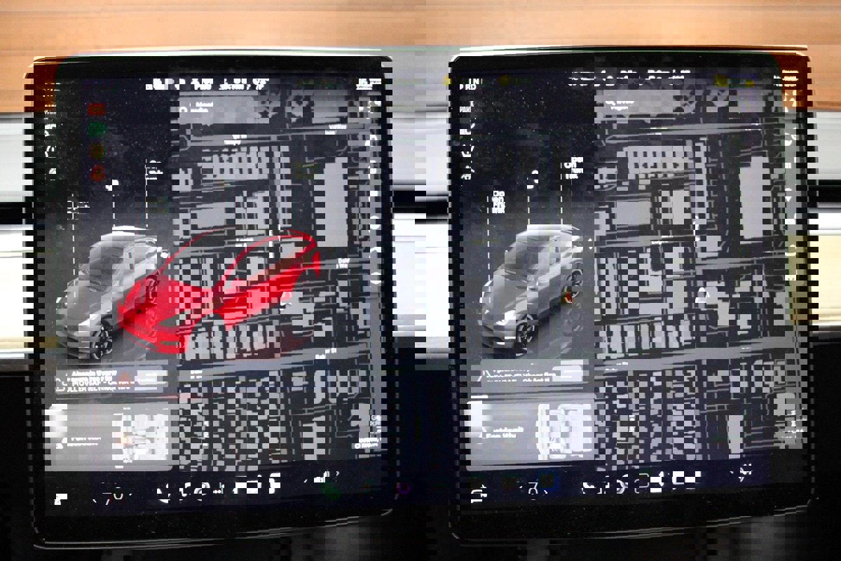 Used 2022 Tesla Model Y Performance image 24