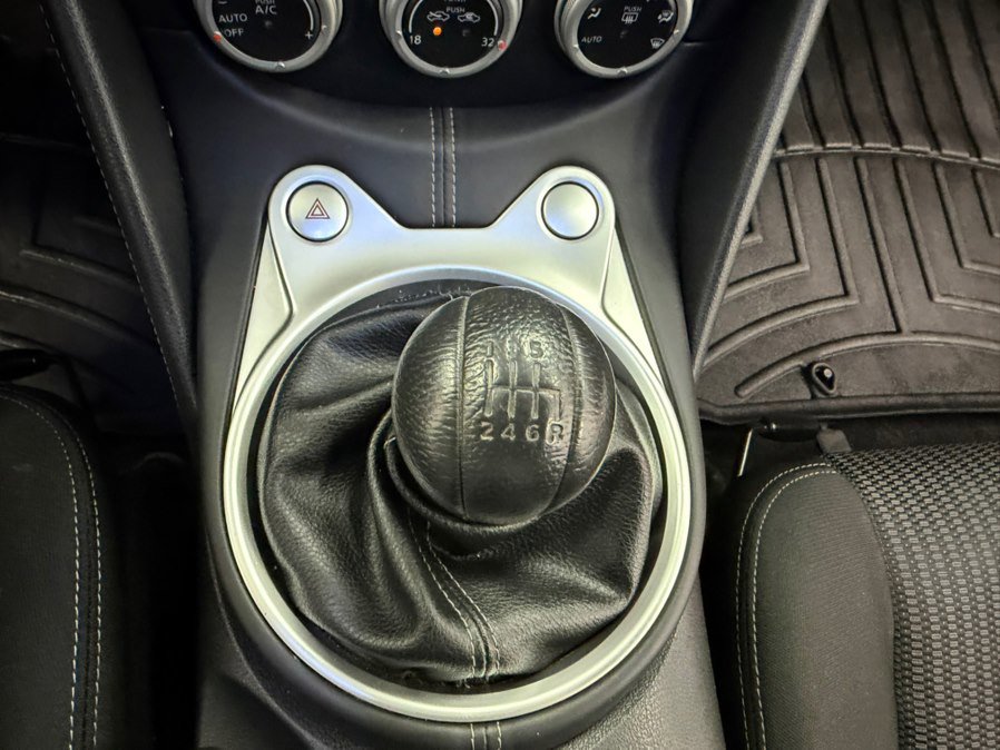 Used 2016 Nissan 370Z Touring Sport image 43