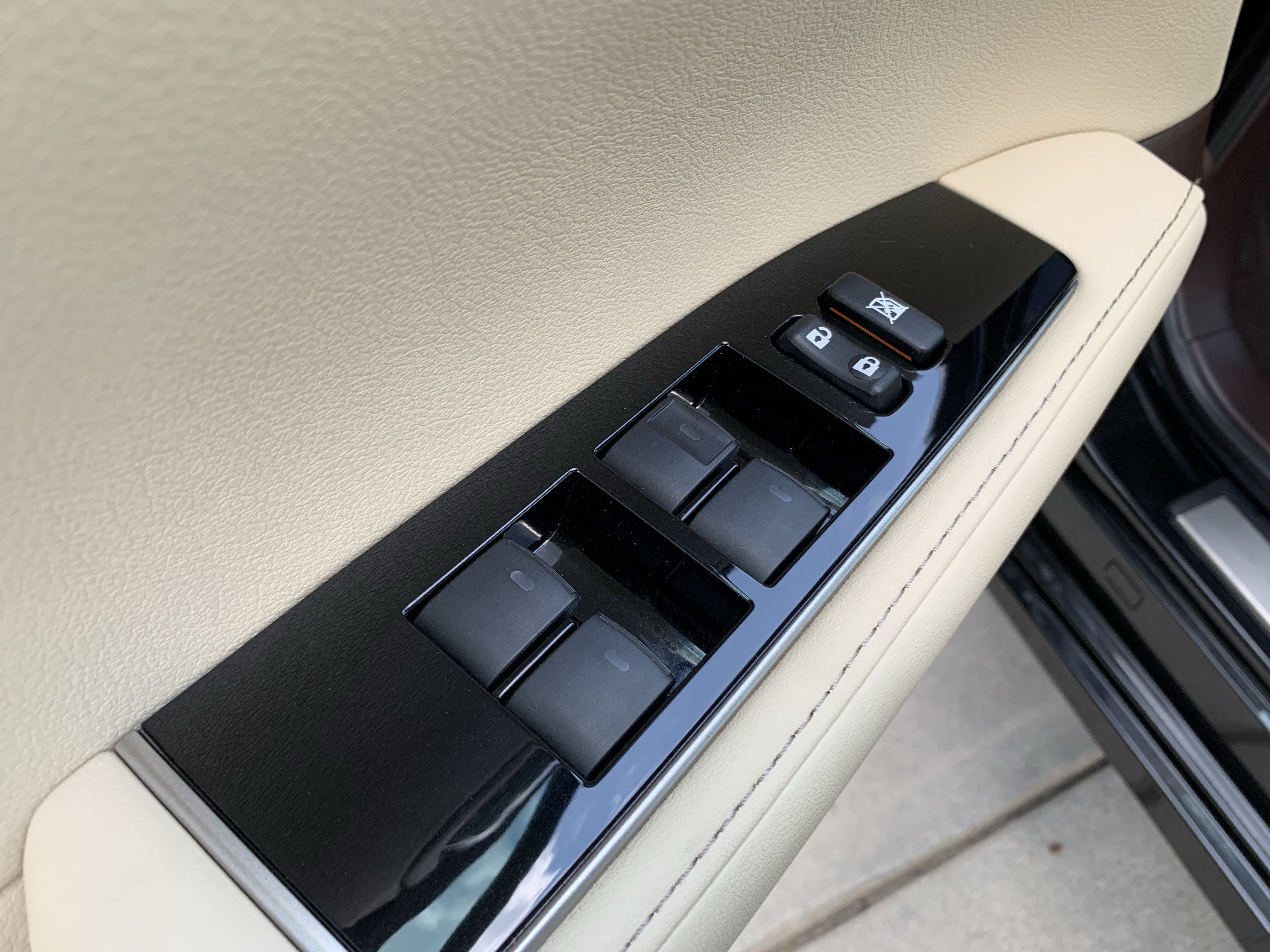 Used 2018 Lexus ES 350 w/ Navigation System Package FWD image 15