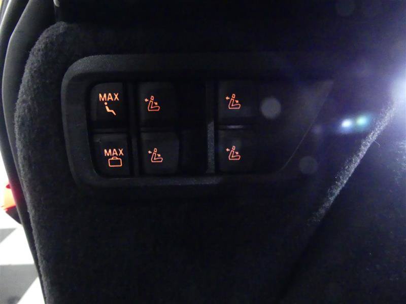 Used 2024 BMW X7 xDrive40i w/ Climate Comfort Package AWD/4WD image 39