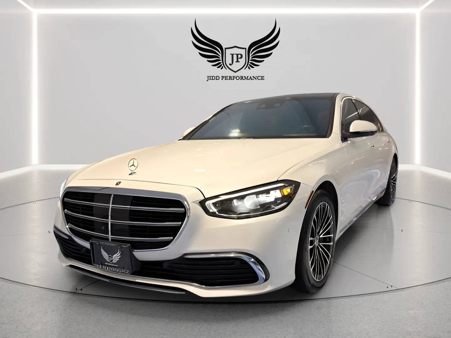 Used 2022 Mercedes-Benz S 580 4MATIC Sedan image 3