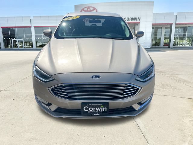 Used 2017 Ford Fusion SE w/ Fusion SE Technology Package FWD image 8