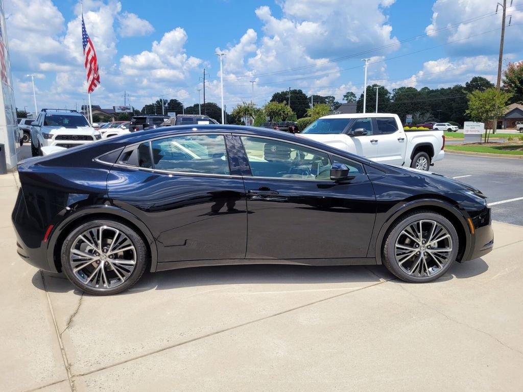New 2026 Toyota Prius Limited FWD image 10