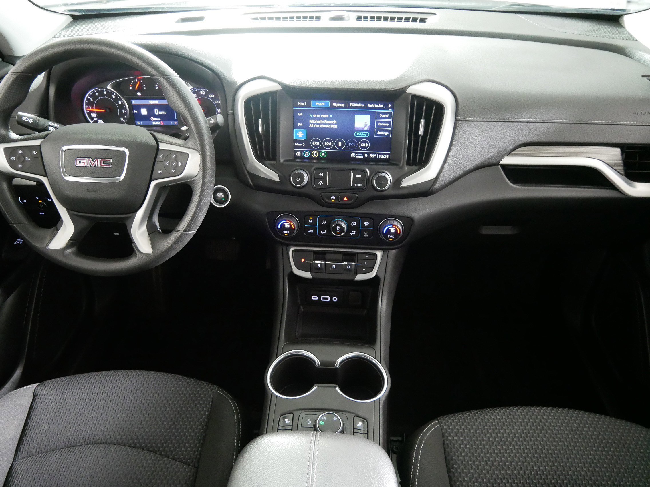 Used 2023 GMC Terrain SLE w/ Driver Convenience Package AWD/4WD image 10