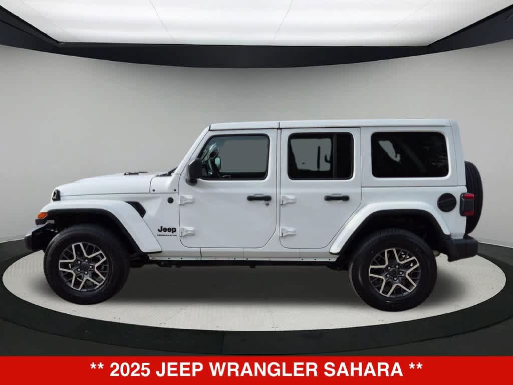 Used 2025 Jeep Wrangler Unlimited Sahara AWD/4WD image 3