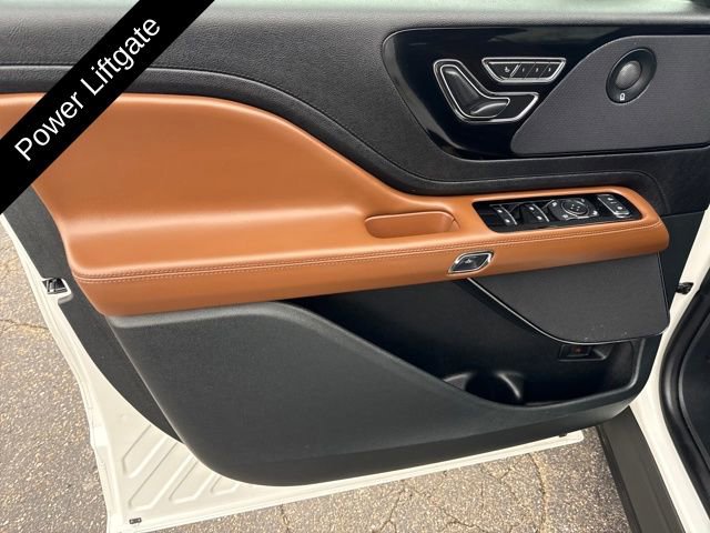 Certified 2023 Lincoln Aviator Reserve w/ Equipment Group 201A image 14