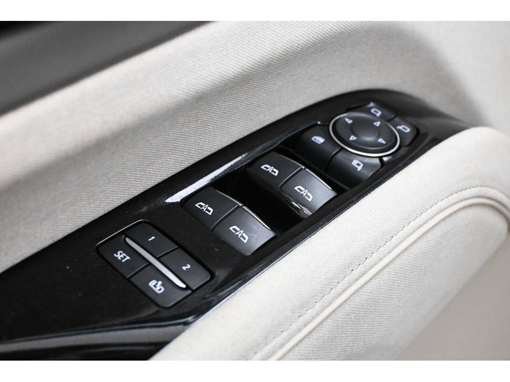 Used 2024 Cadillac Escalade Sport Platinum w/ LPO, ONYX Package AWD/4WD image 37