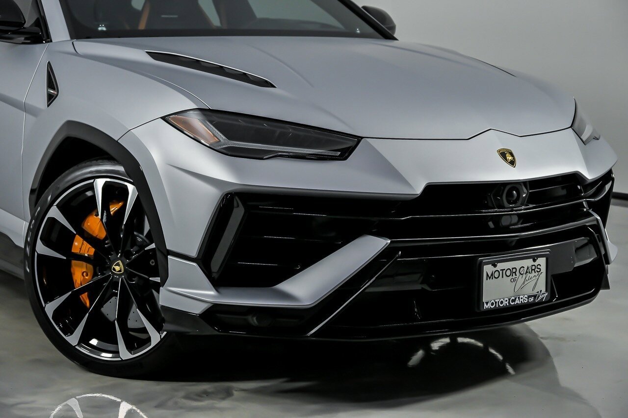 Used 2023 Lamborghini Urus S AWD/4WD image 3