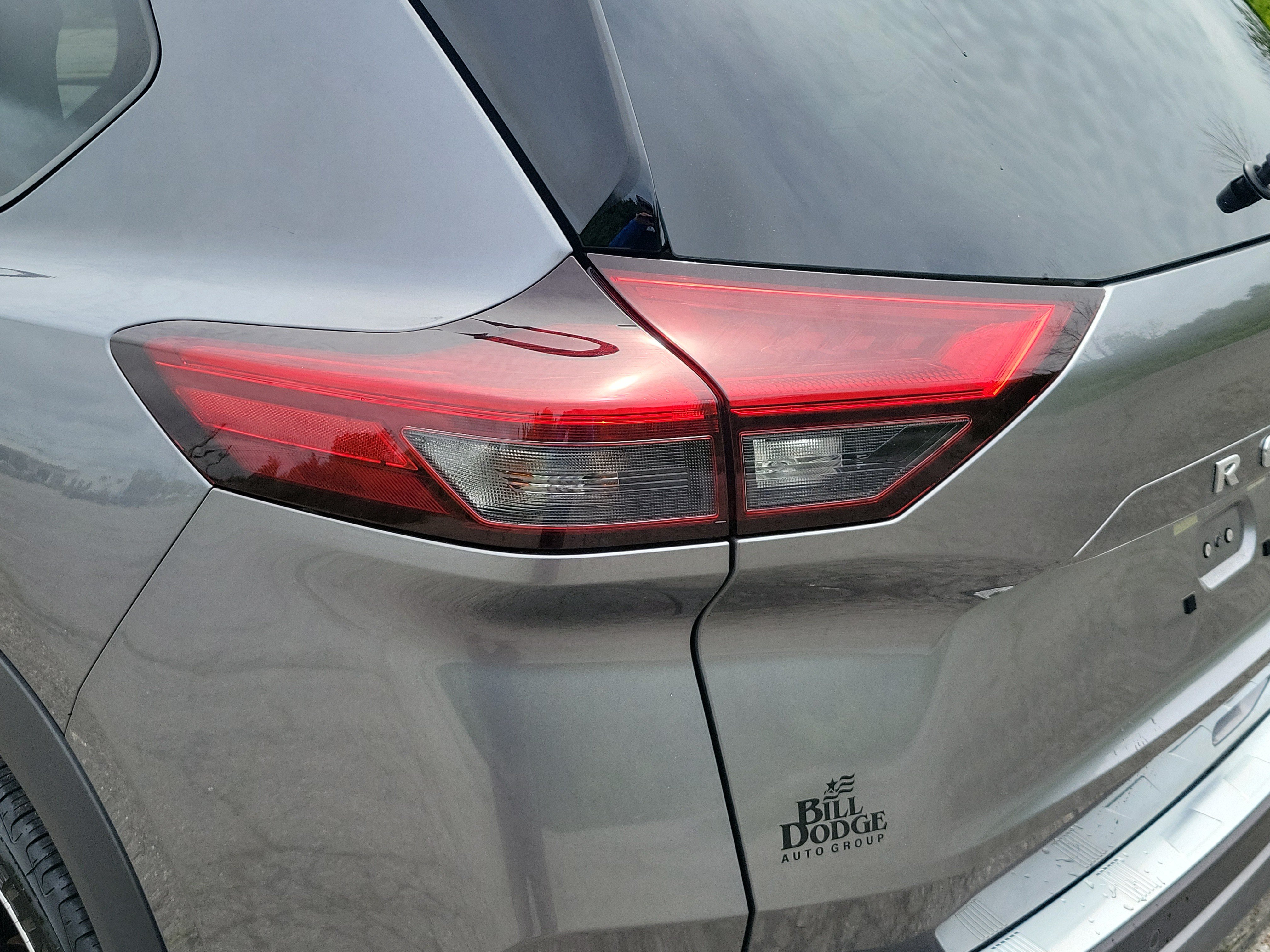 Used 2023 Nissan Rogue SL w/ SL Premium Package AWD/4WD image 11