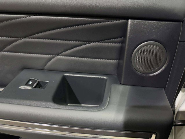 Used 2023 Ford Expedition Platinum image 46