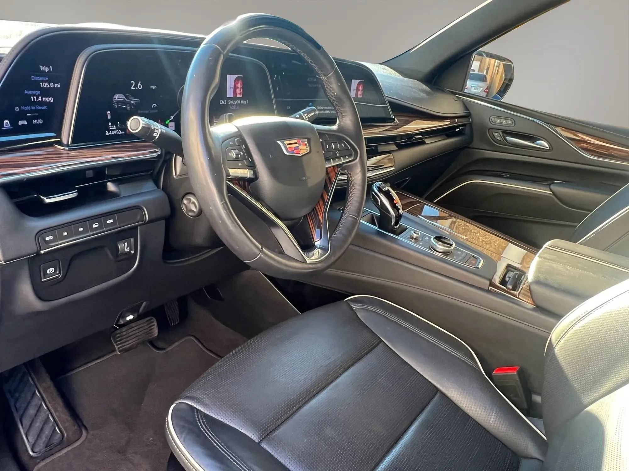 Used 2023 Cadillac Escalade ESV Premium Luxury AWD/4WD image 16
