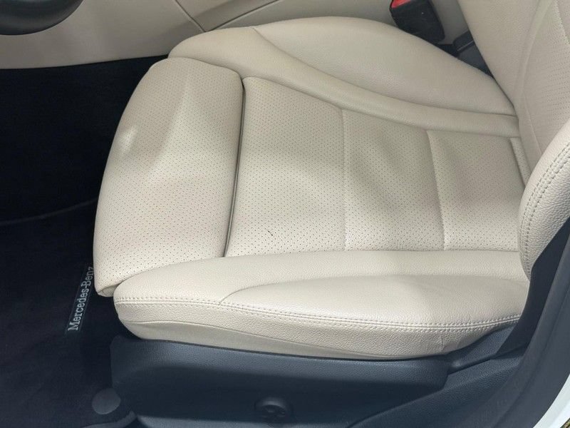 Used 2019 Mercedes-Benz C 300 4MATIC Sedan image 20