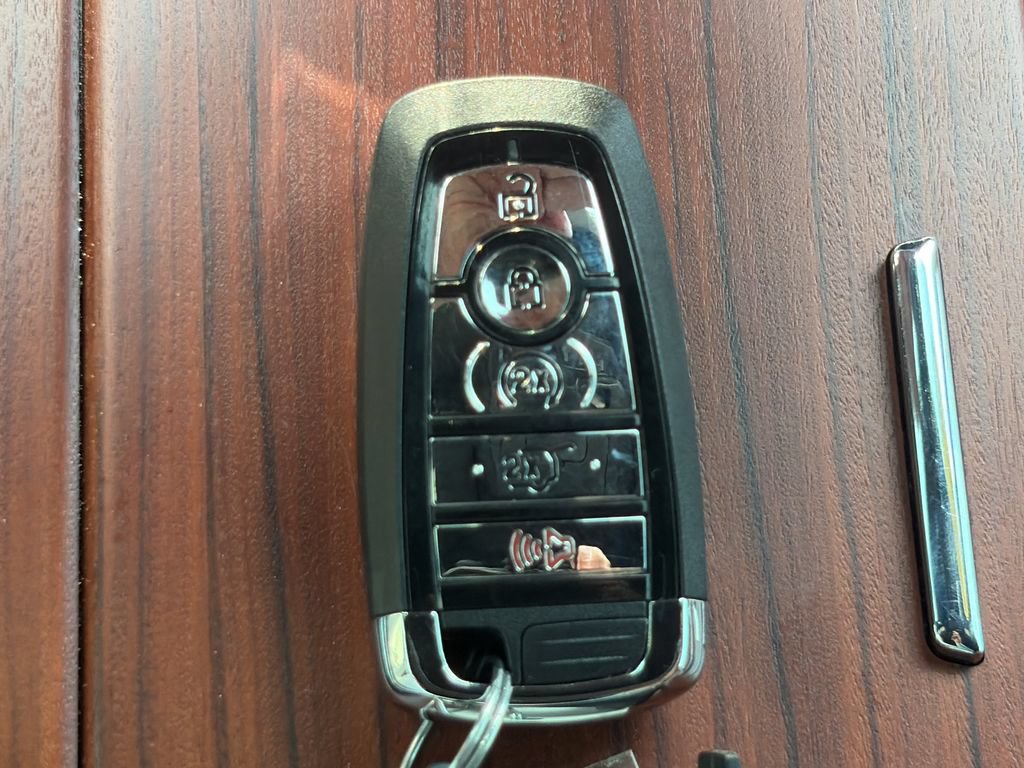 Used 2023 Lincoln Navigator L Reserve AWD/4WD image 28