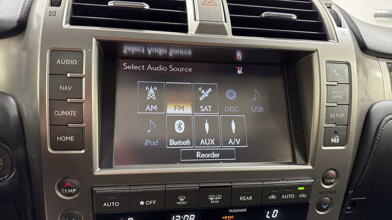 Used 2016 Lexus GX 460 w/ Comfort Package AWD/4WD image 18