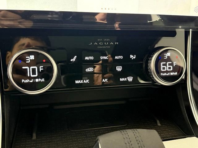 New 2024 Jaguar XF R-Dynamic SE image 34