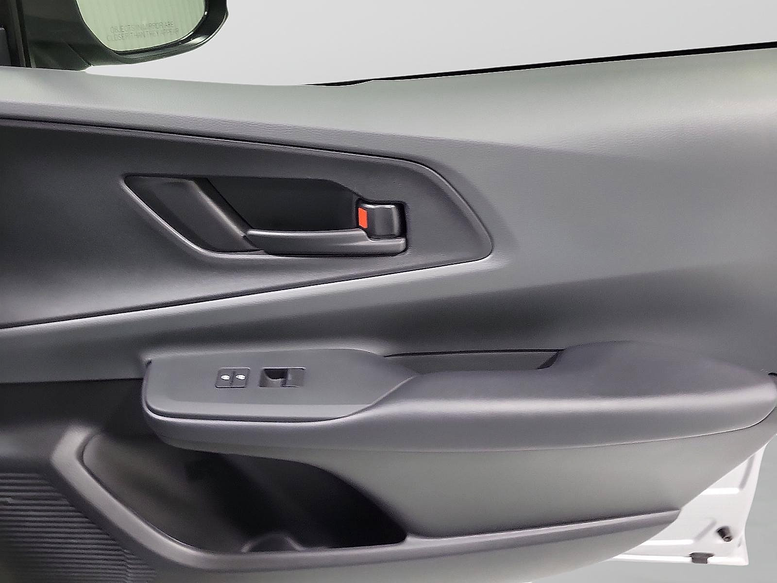 Certified 2025 Toyota Prius LE FWD image 16