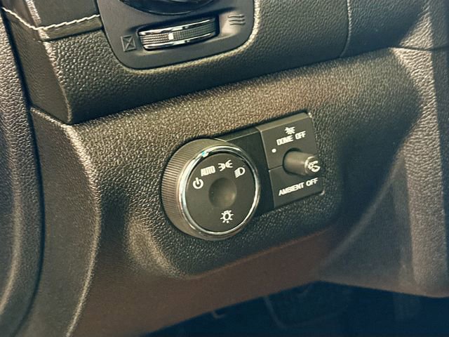 Used 2016 Buick Enclave Leather image 11