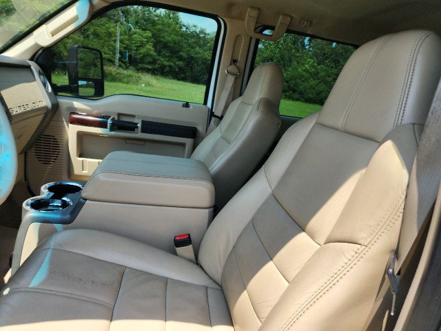 Used 2008 Ford F350 Lariat AWD/4WD image 9