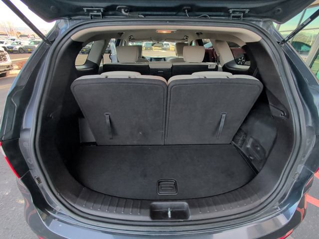 Used 2015 Hyundai Santa Fe GLS image 17