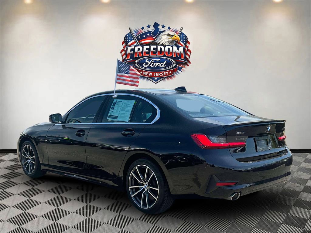 Used 2020 BMW 330i xDrive Sedan w/ Convenience Package AWD/4WD image 5