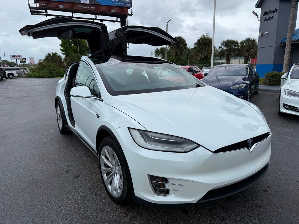 Used 2021 Tesla Model X Long Range image 3