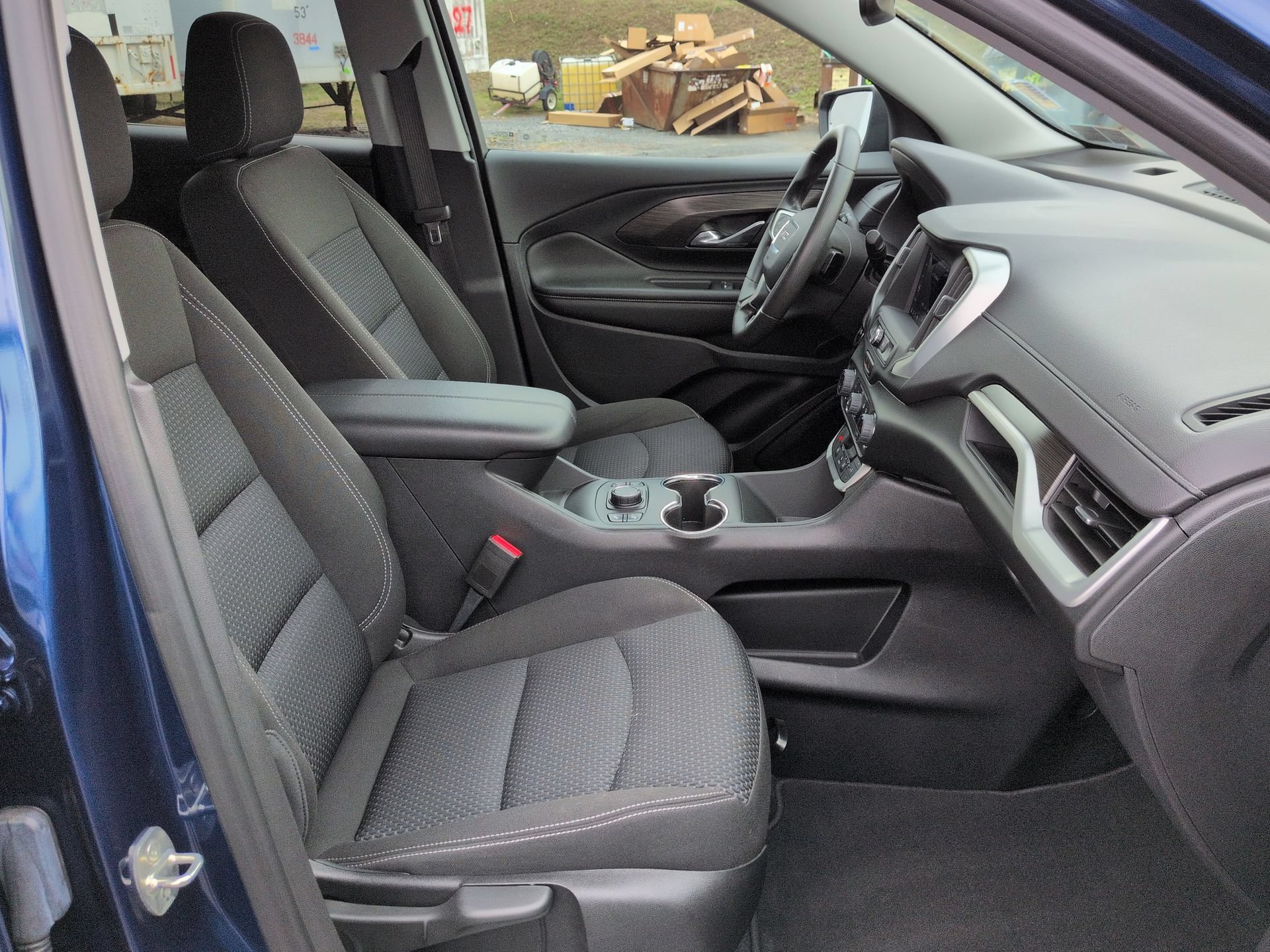 Certified 2022 GMC Terrain SLE w/ Driver Convenience Package AWD/4WD image 28