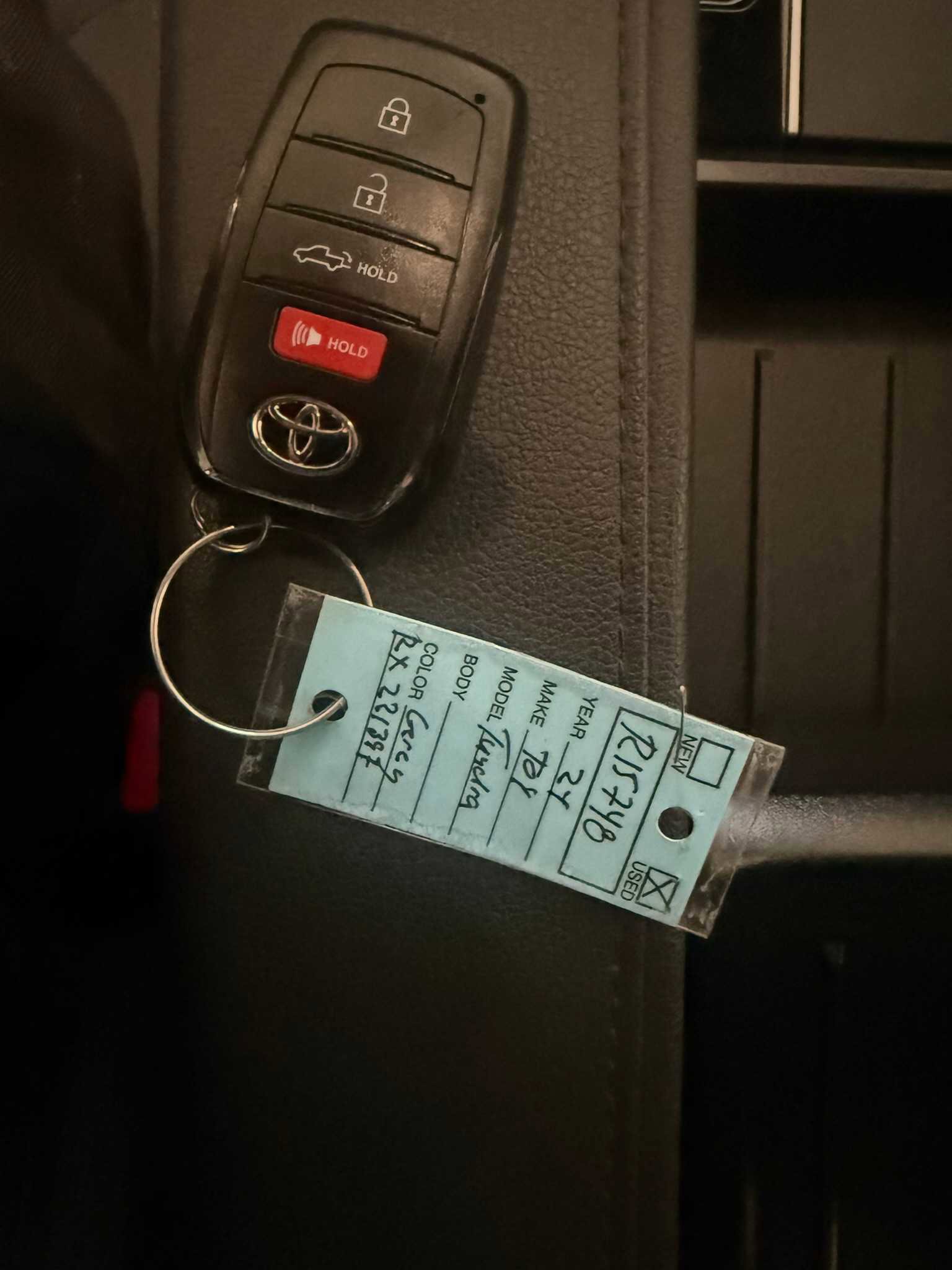 Used 2024 Toyota Tundra SR5 w/ SR5 Convenience Package AWD/4WD image 37