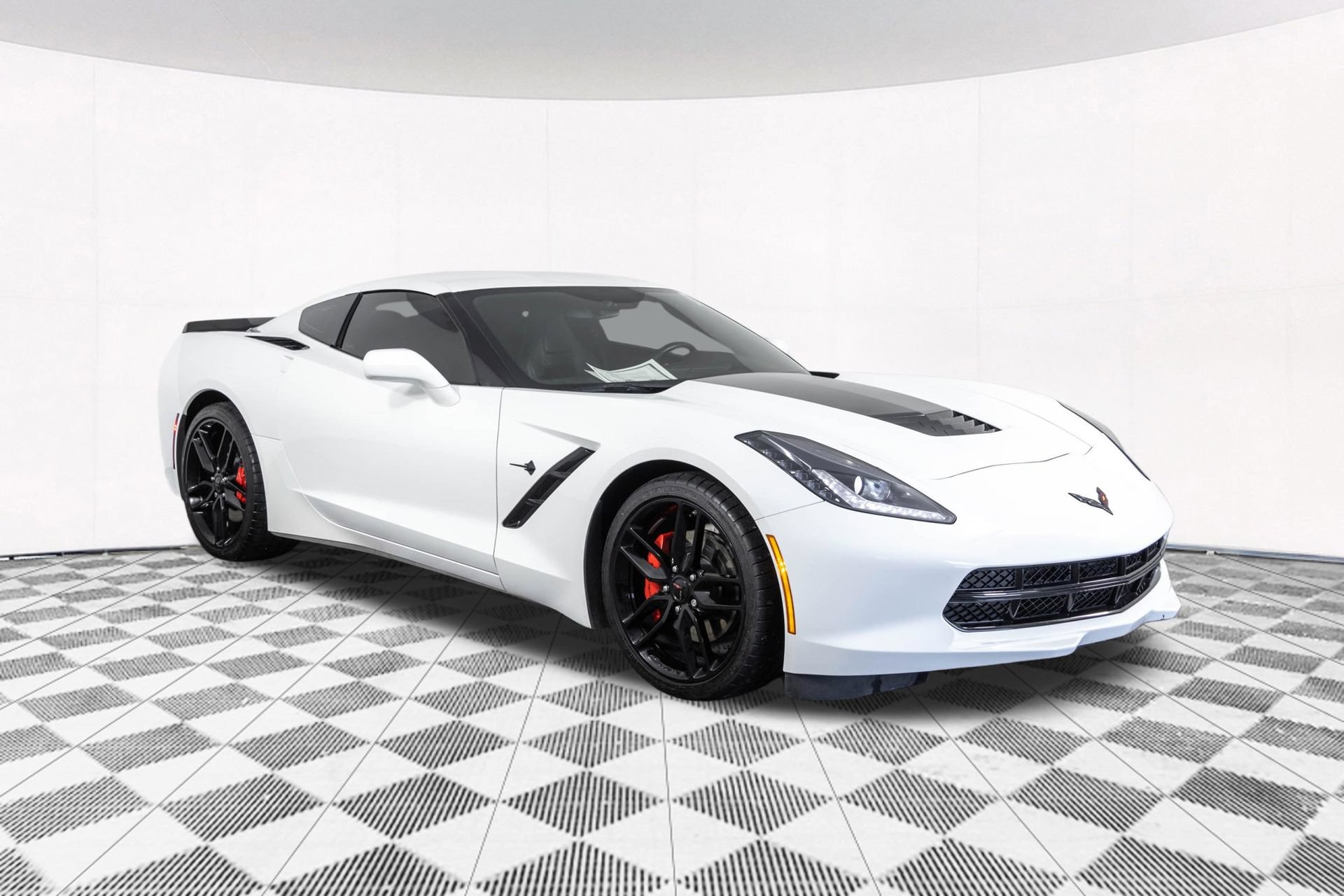 Used 2019 Chevrolet Corvette Stingray Coupe w/ Battery Protection Package RWD image 22