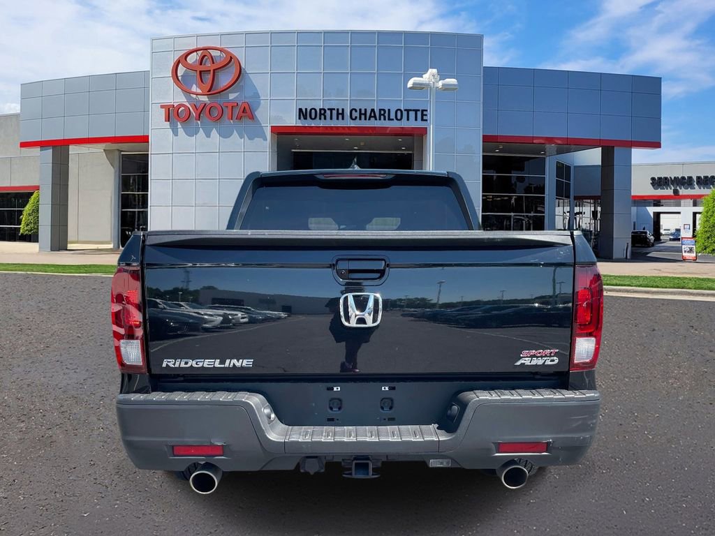 Used 2023 Honda Ridgeline Sport image 6