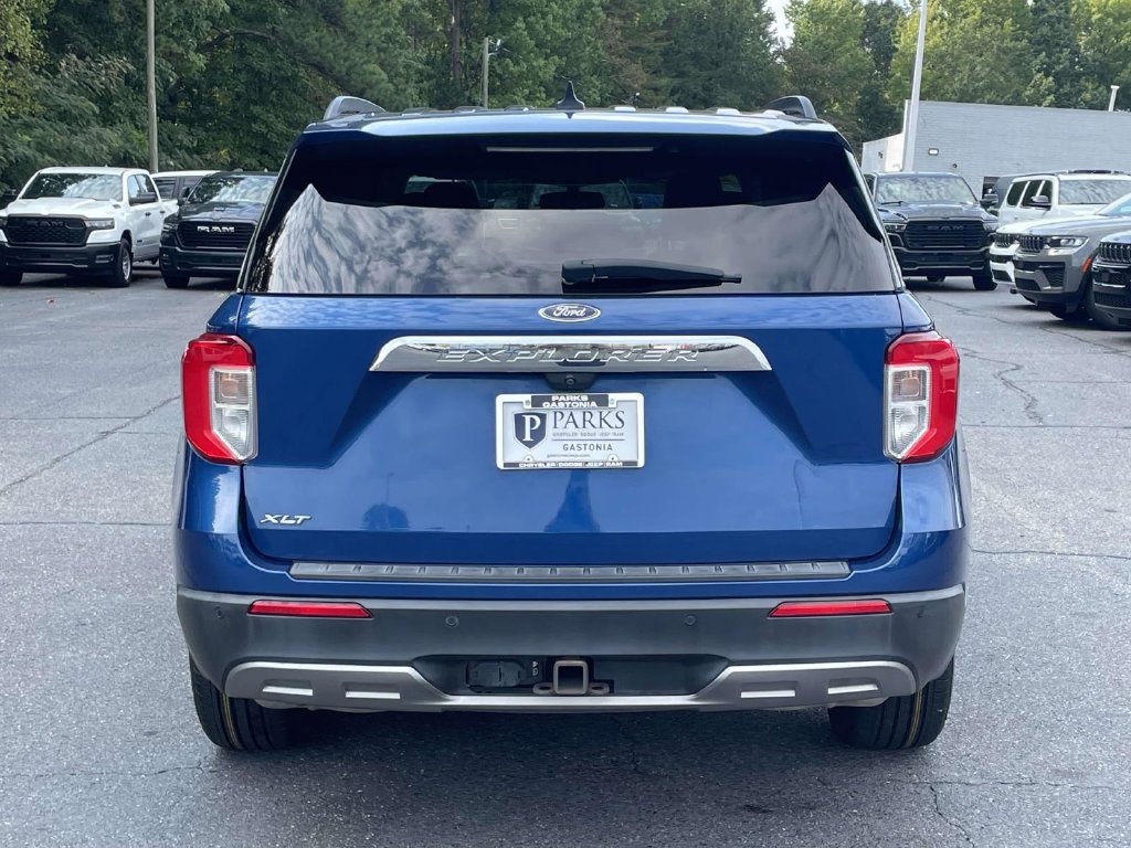 Used 2022 Ford Explorer XLT w/ Equipment Group 202A RWD image 7