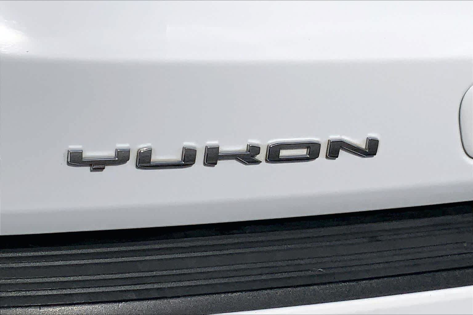 Used 2023 GMC Yukon SLT AWD/4WD image 31