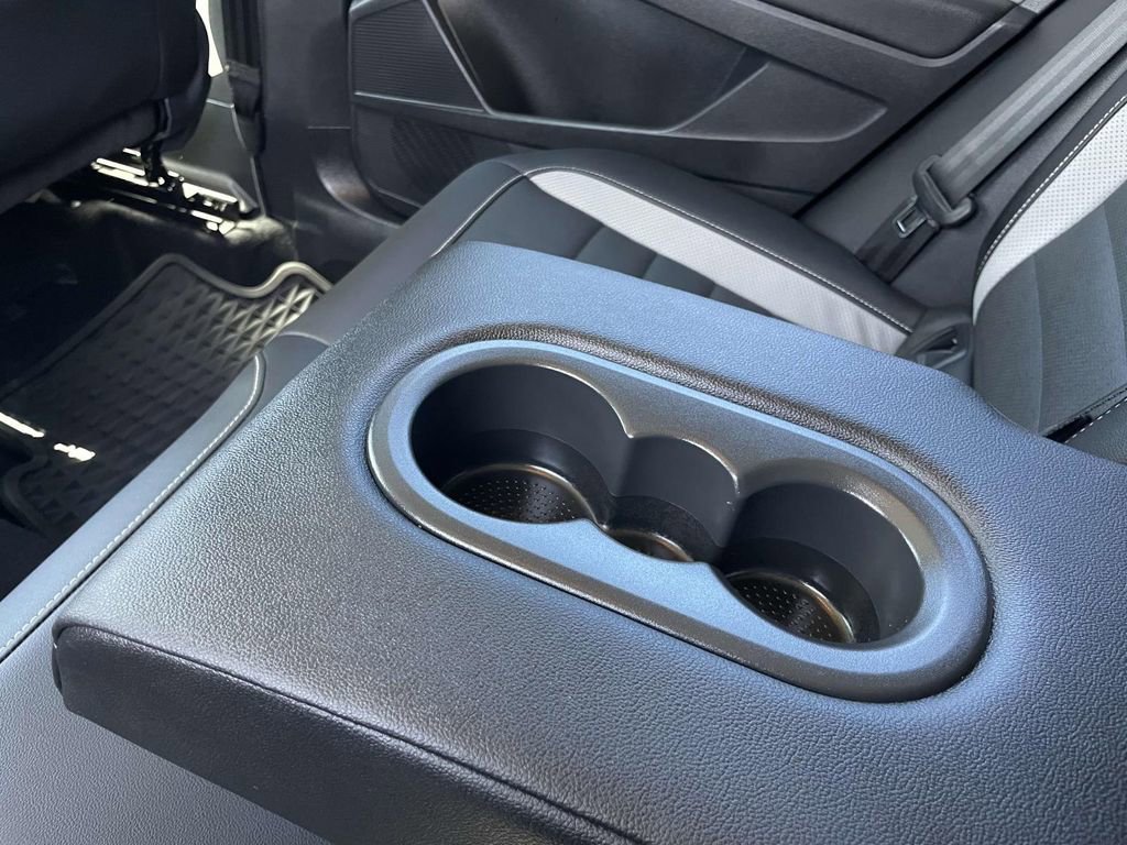 Used 2022 Volkswagen Taos SEL image 13