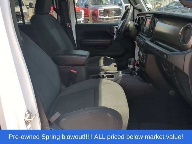 Used 2018 Jeep Wrangler Unlimited Sport S AWD/4WD image 42