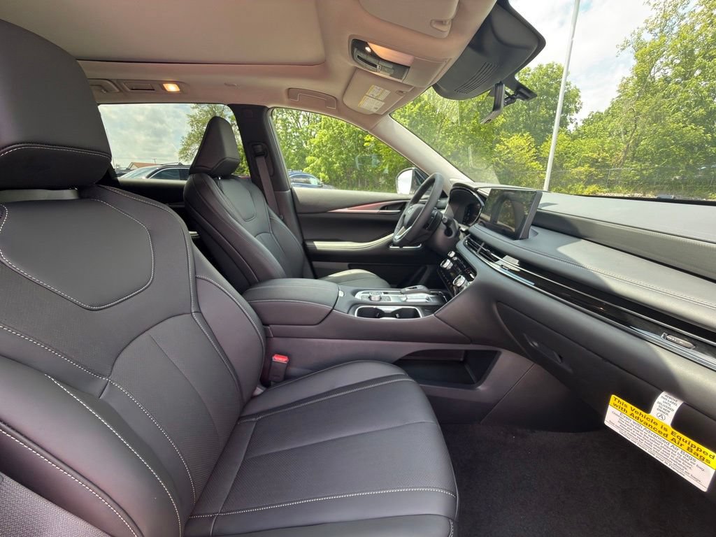 New 2027 INFINITI QX60 Luxe w/ Family Package AWD/4WD image 11