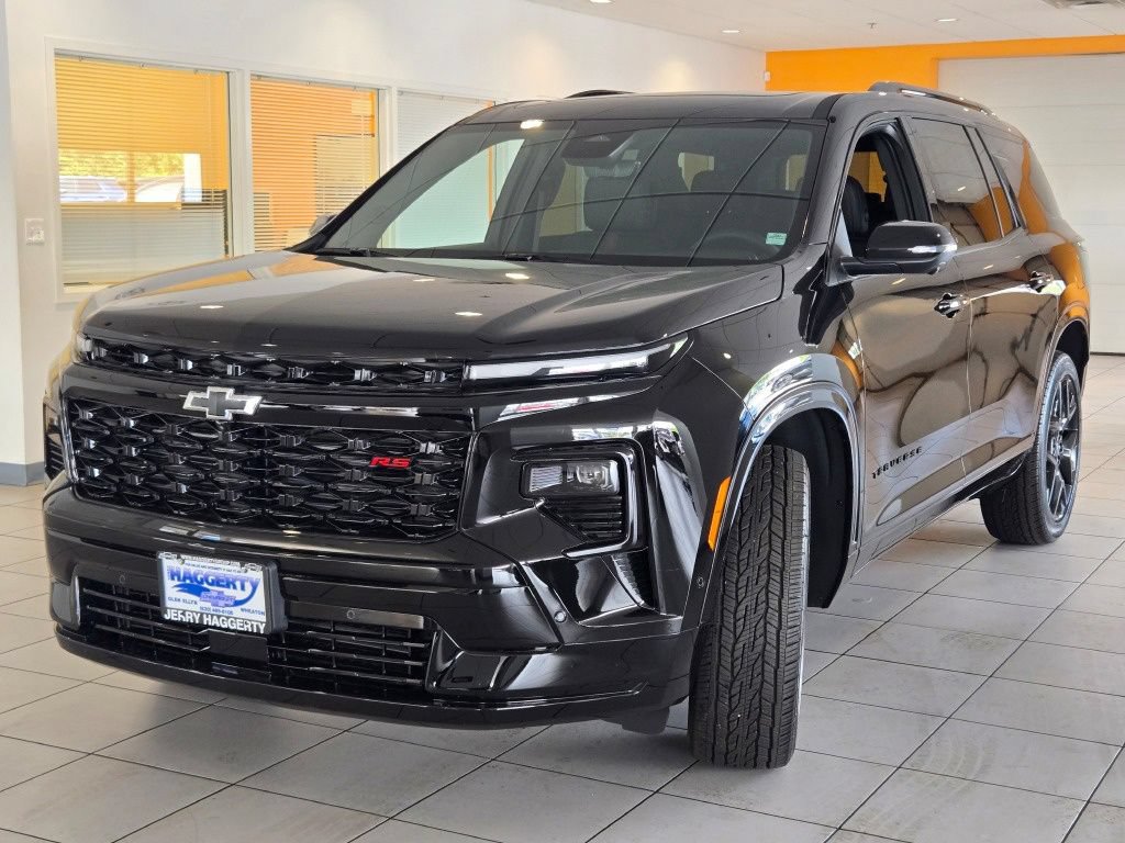 New 2026 Chevrolet Traverse RS w/ LPO, Floor Liner Package AWD/4WD image 4