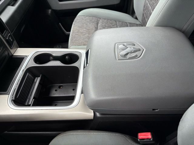 Used 2018 RAM 1500 SLT image 14