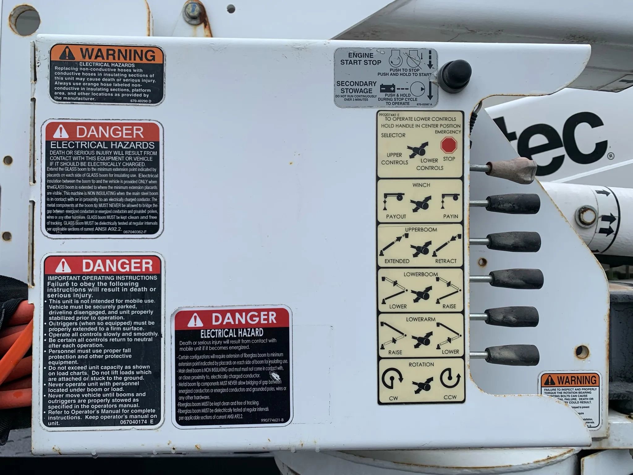 Used 2017 Ford F550 XL 169  W.B. 2D image 30