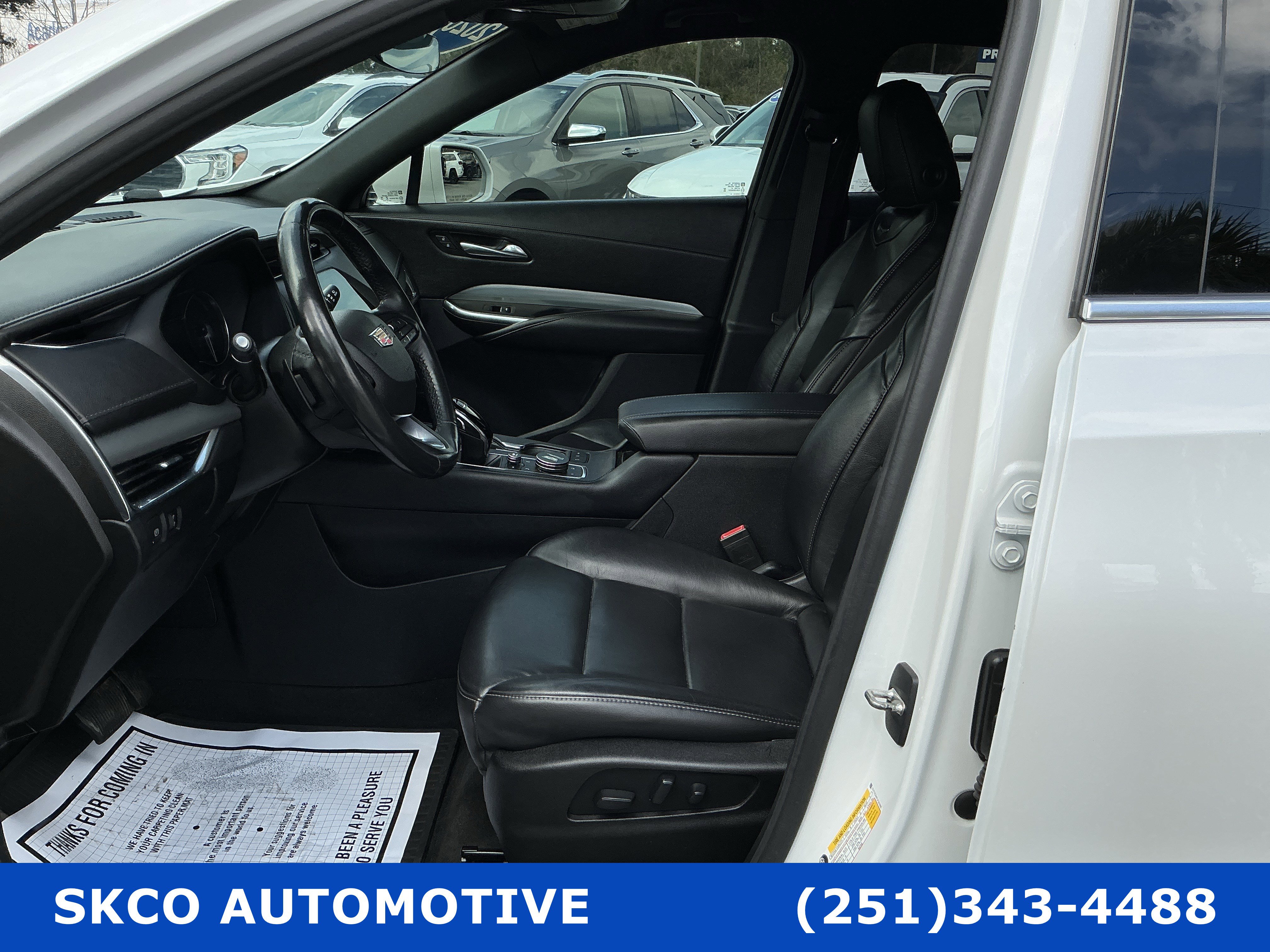 Used 2020 Cadillac XT4 Premium Luxury w/ Driver Awareness Package image 11