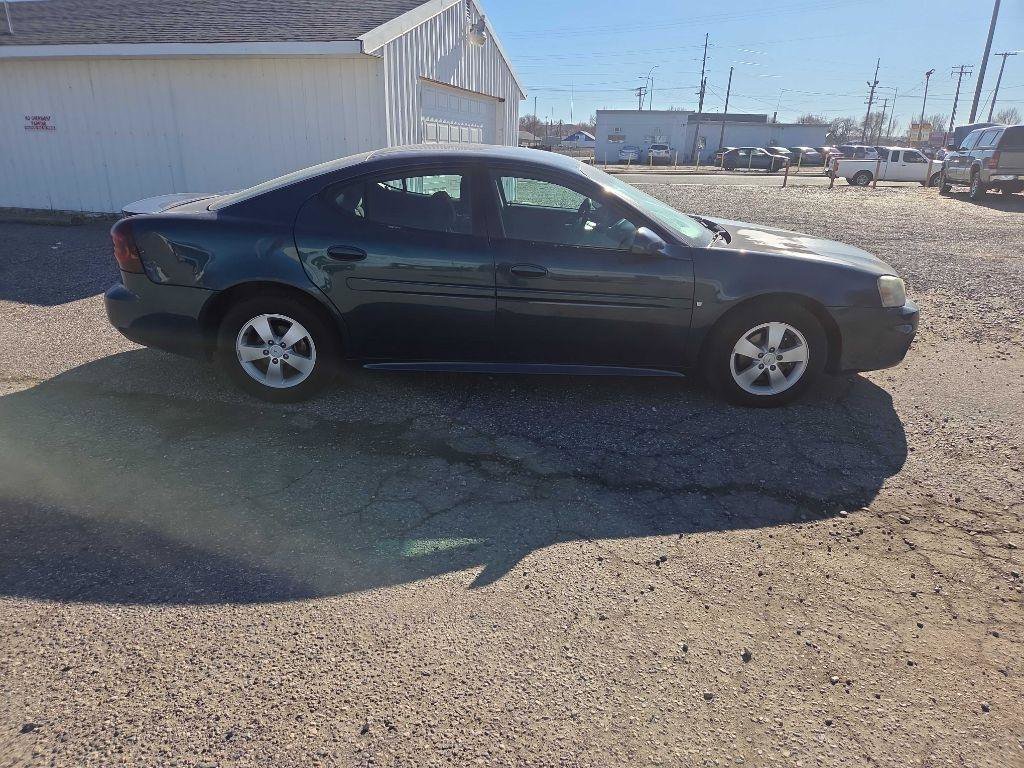 Used 2006 Pontiac Grand Prix w/ Preferred Package image 6