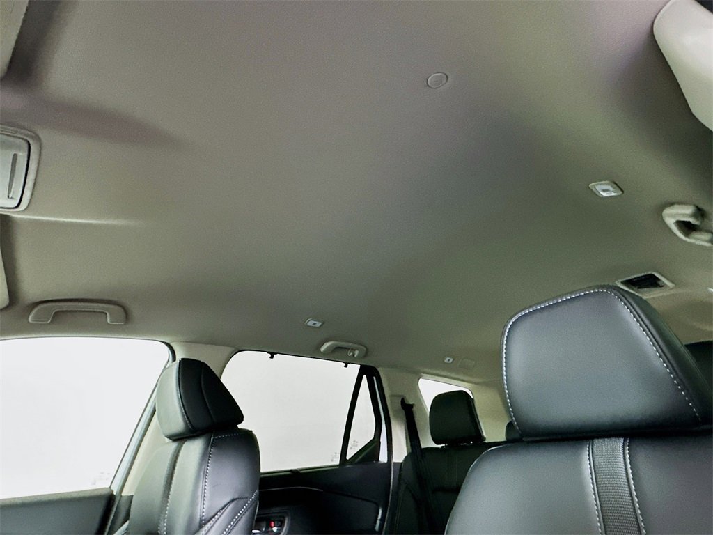 New 2025 Honda Pilot EX-L image 11