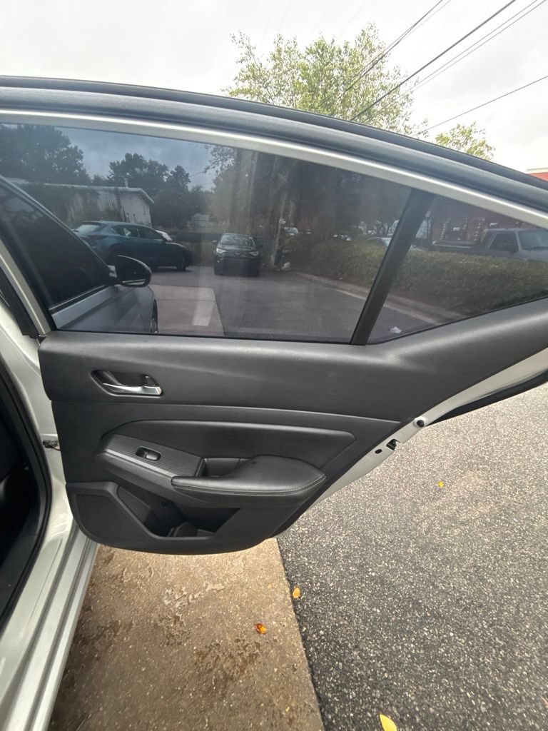 Used 2020 Nissan Altima 2.5 S FWD image 21