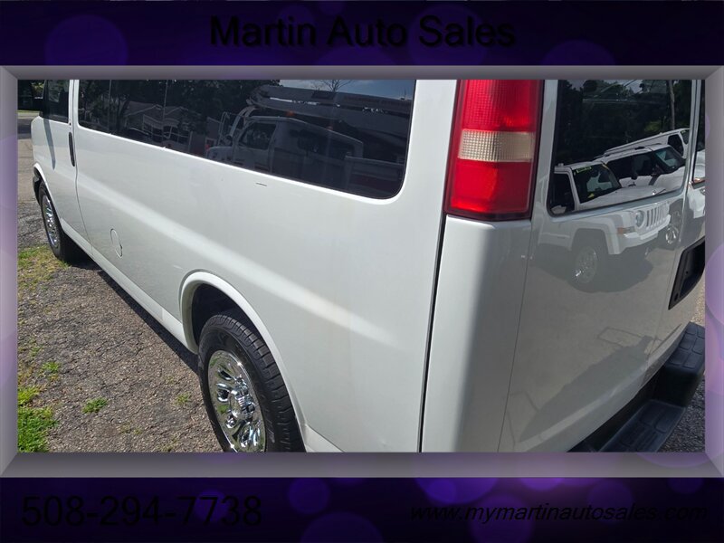 Used 2010 Chevrolet Express 1500 AWD w/ Power Package image 6